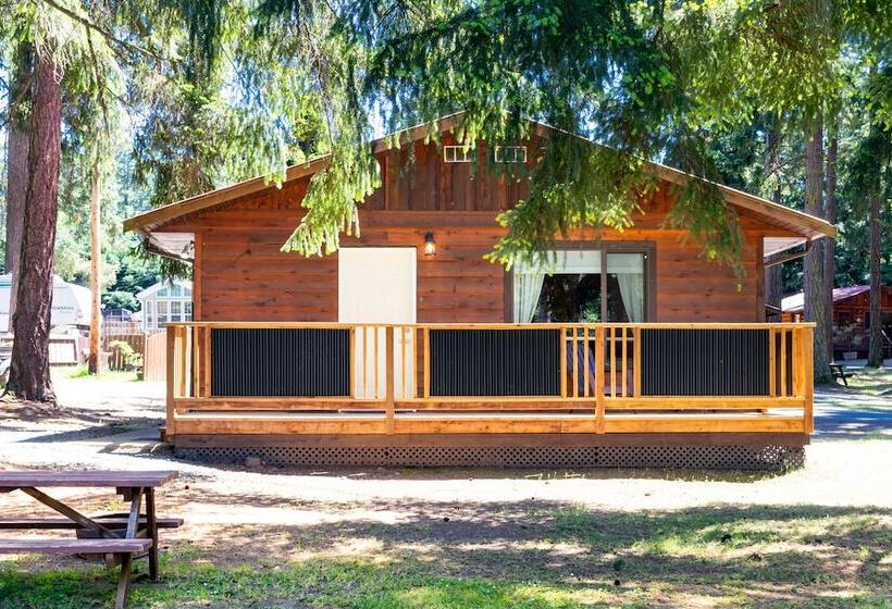 Riverbend Cottages & Rv Resort