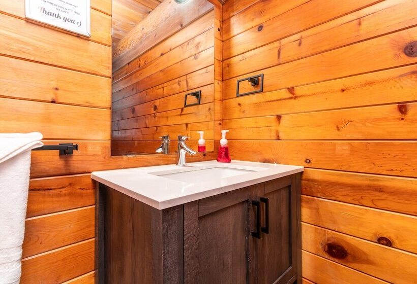 Riverbend Cottages & Rv Resort