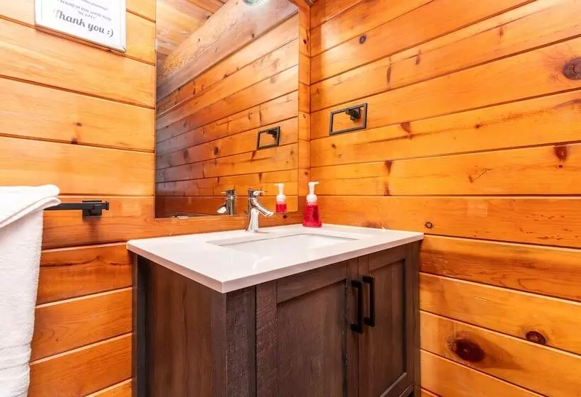 Riverbend Cottages & Rv Resort
