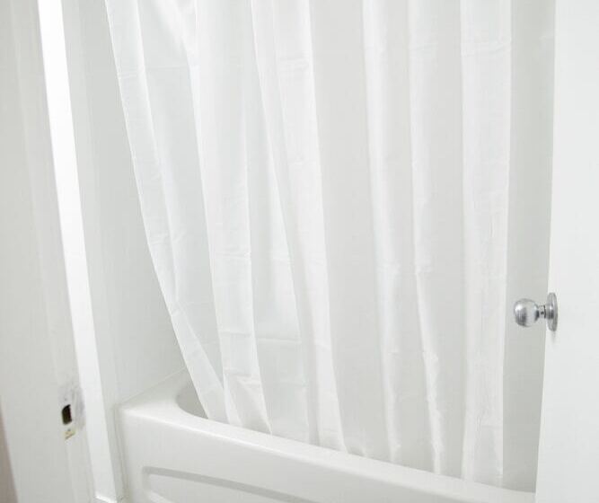 Westview Centre Motel Ltd