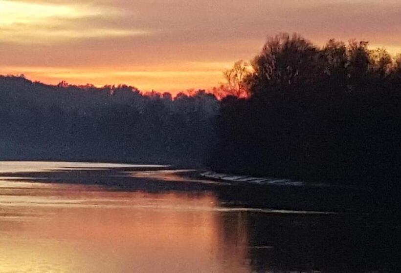 تختخواب و صبحانه Maison Au Coin, Proche St Emilion