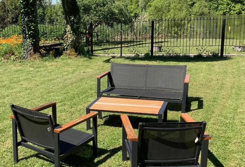 تختخواب و صبحانه Maison Au Coin, Proche St Emilion