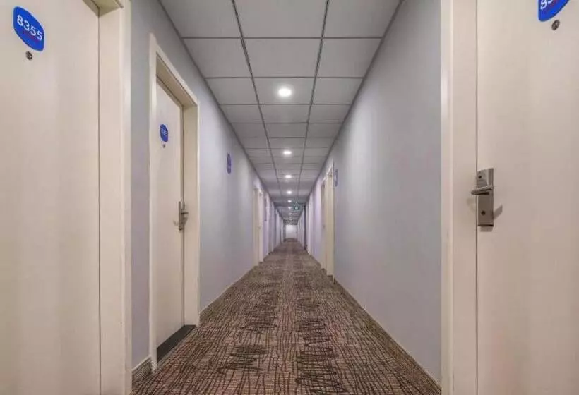 Hanting Hotel Nanjing Jiangning Jiaotongyuan Metro Station