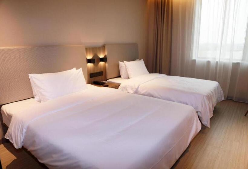 Hanting Hotel Qingdao Huangdao Wangtai Town