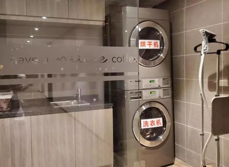 Hanting Hotel Qingdao Xianggang Zhong Road Aofan Center