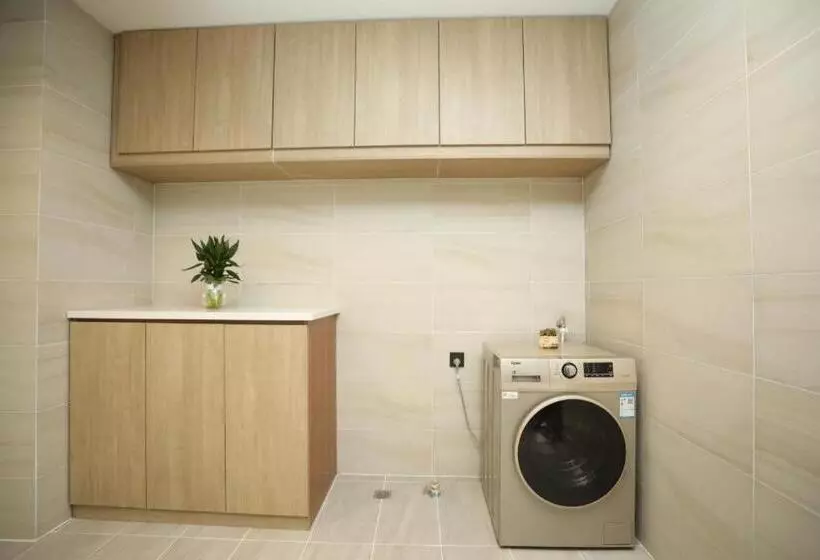 Hanting Premium Hotel Zhangjiakou Xuanhua North Railway Station