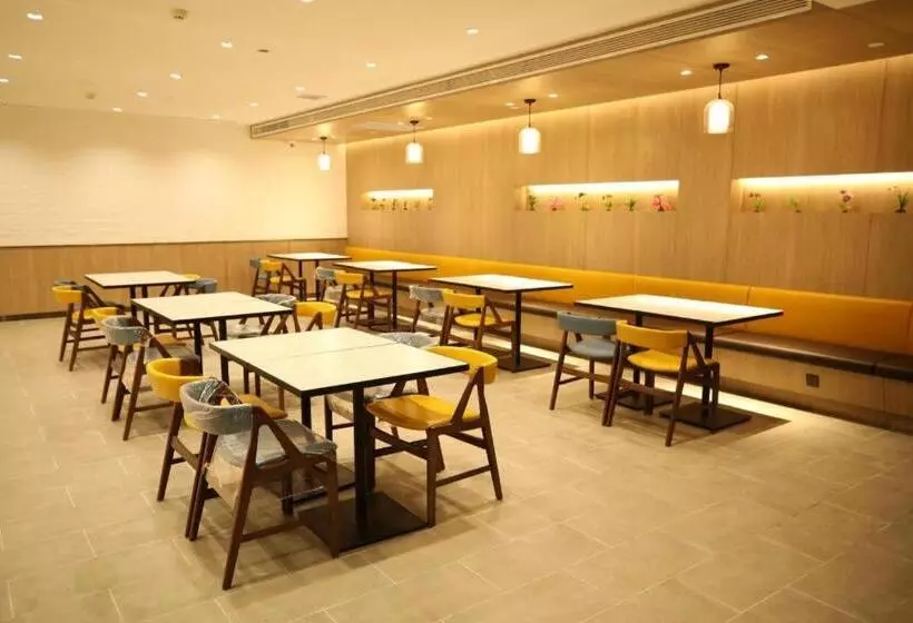 Hanting Premium Hotel Zhangjiakou Xuanhua North Railway Station