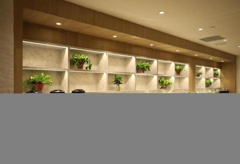 Hanting Premium Hotel Zhangjiakou Xuanhua North Railway Station