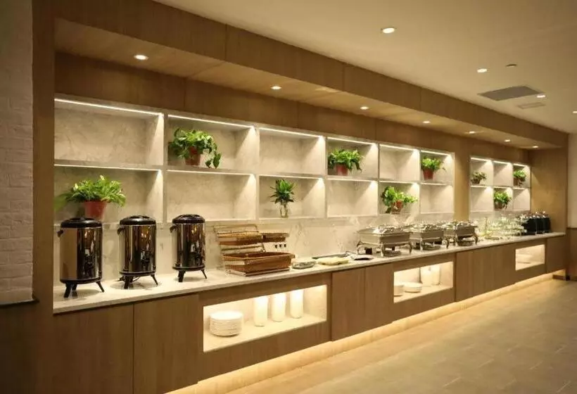 Hanting Premium Hotel Zhangjiakou Xuanhua North Railway Station