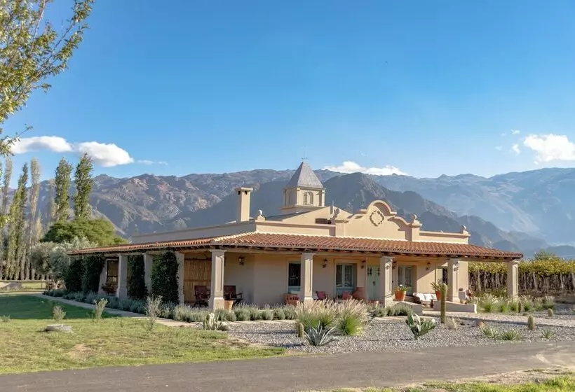 ホテル El Porvenir Wine Lodge