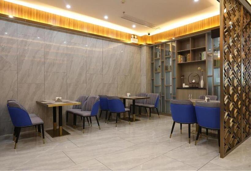 Starway Hotel Nanchang West Lake Wanda Plaza