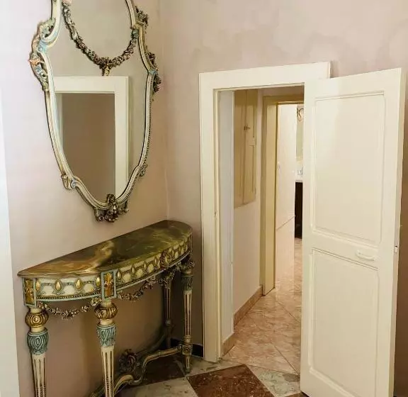 Aamiaismajoitus (B&B) Palazzo Prence