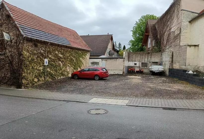 Aamiaismajoitus (B&B) Weingut Weinstube Weinhotel Wolf