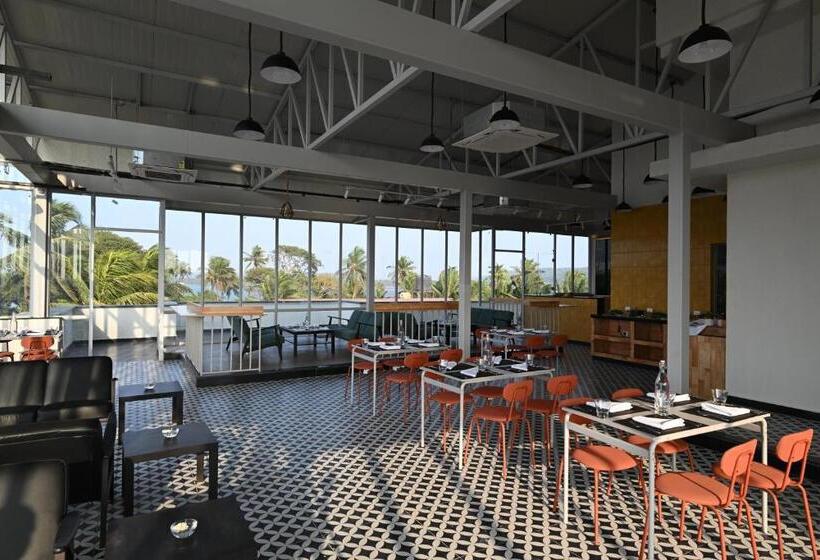 Bedzzz Xclusiv Morjim, Goa By Leisure Hotels