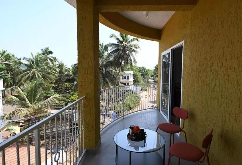 Bedzzz Xclusiv Morjim, Goa By Leisure Hotels