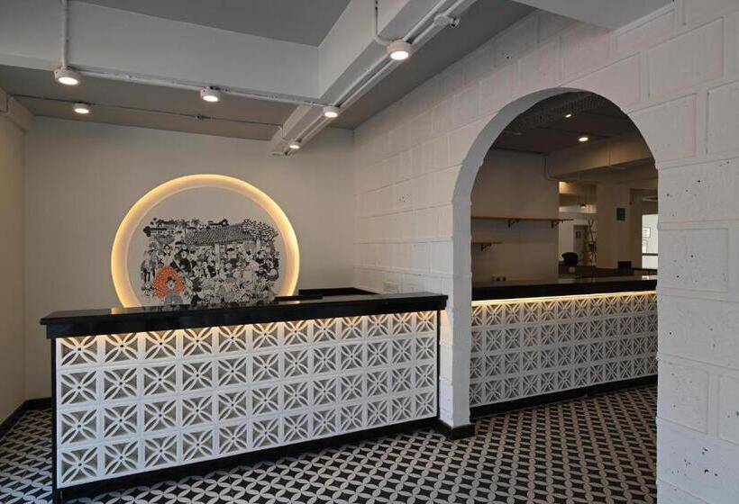 Bedzzz Xclusiv Morjim, Goa By Leisure Hotels