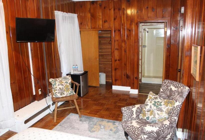 Historical Hotel   House Of Ludington