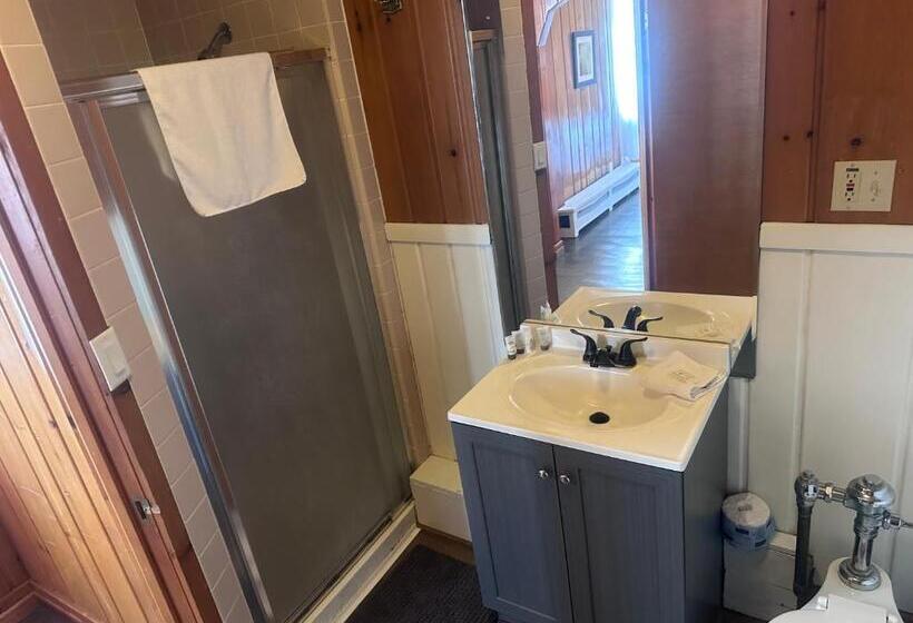 Historical Hotel   House Of Ludington