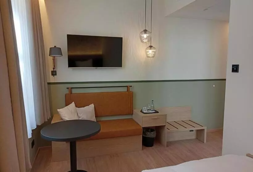 Hotelli Altes Bräuhaus