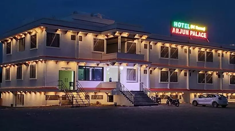ホテル Arjun Palace