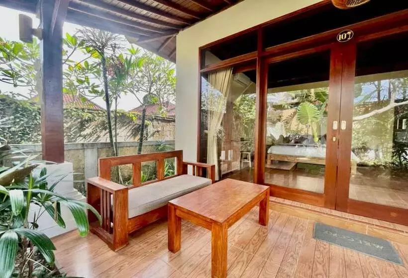 Hotelli Belvilla Chaitanya Niketan