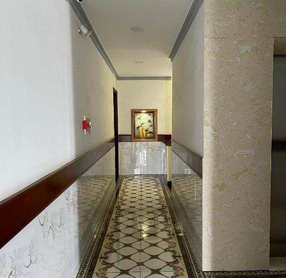 Hotel Hương Thiên Phú