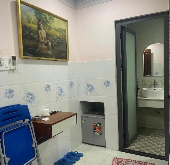 Hotel Hương Thiên Phú