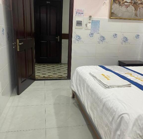 Hotel Hương Thiên Phú