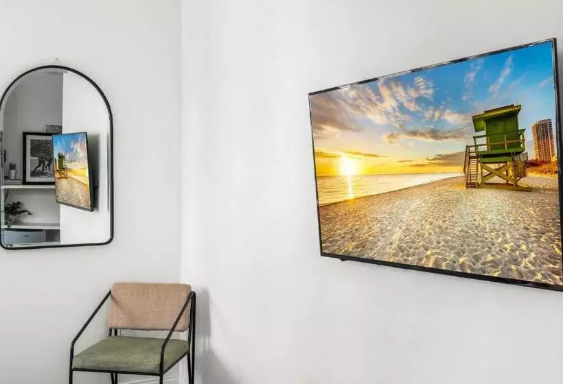 هتل Luxuri Suites 309 In Miami Beach