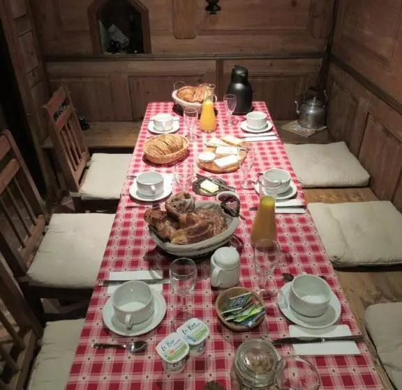 ペンション Maison D Hôtes La Ferme Pierre