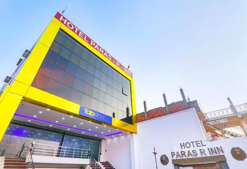 Fabhotel Paras