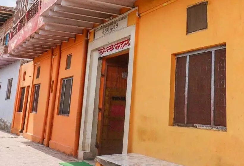 ホテル Goroomgo Laxmi Bhawan Dharamshala Mathura Near Yamuna River And Dwarikadhish Temple