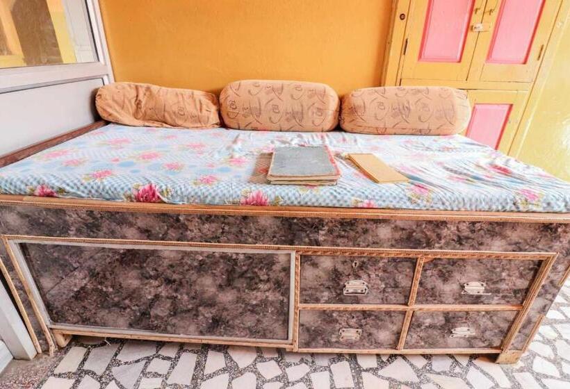 Otel Goroomgo Laxmi Bhawan Dharamshala Mathura Near Yamuna River And Dwarikadhish Temple