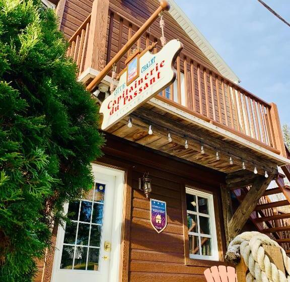 住宿加早餐  Chalet & Gîte Capitainerie Du Passant