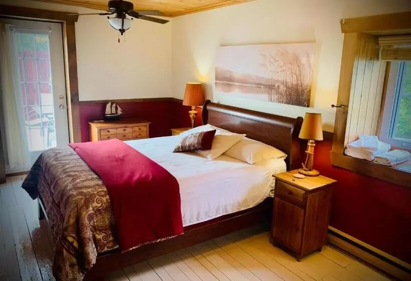 ベッドアンドブレックファースト Chalet & Gîte Capitainerie Du Passant