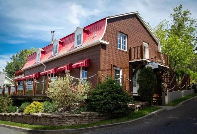 ベッドアンドブレックファースト Chalet & Gîte Capitainerie Du Passant