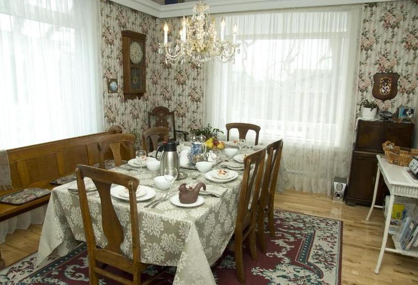 مبيت وإفطار La Maison Du Seminaire