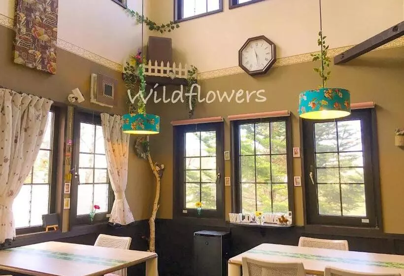 Aamiaismajoitus (B&B) Pension Wildflowers