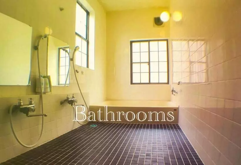 Aamiaismajoitus (B&B) Pension Wildflowers