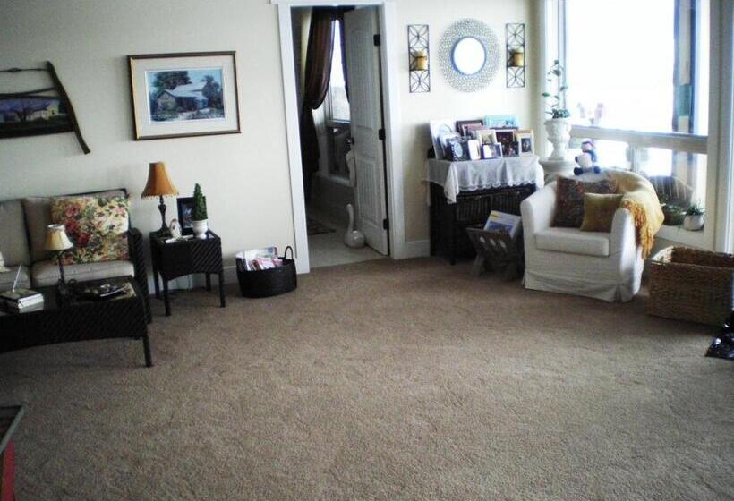 Bed and Breakfast Turtle Mountain Inn