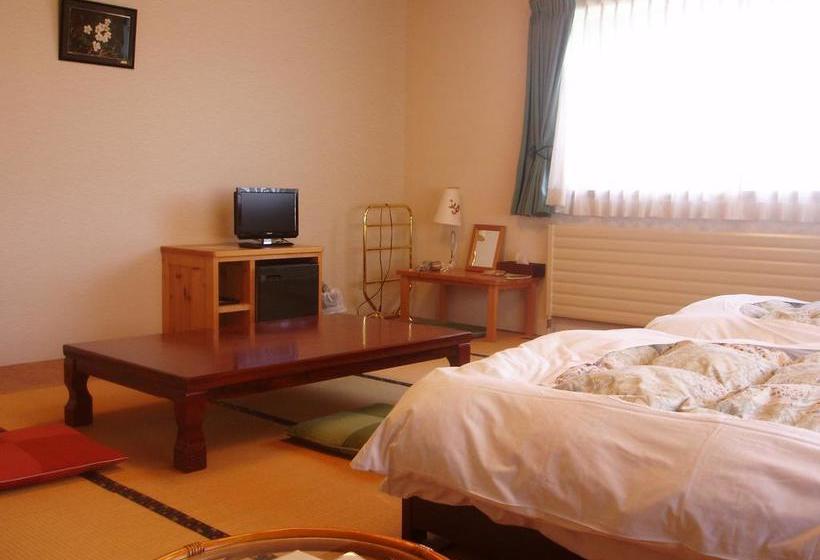 住宿加早餐  Family Camp Hanafurari