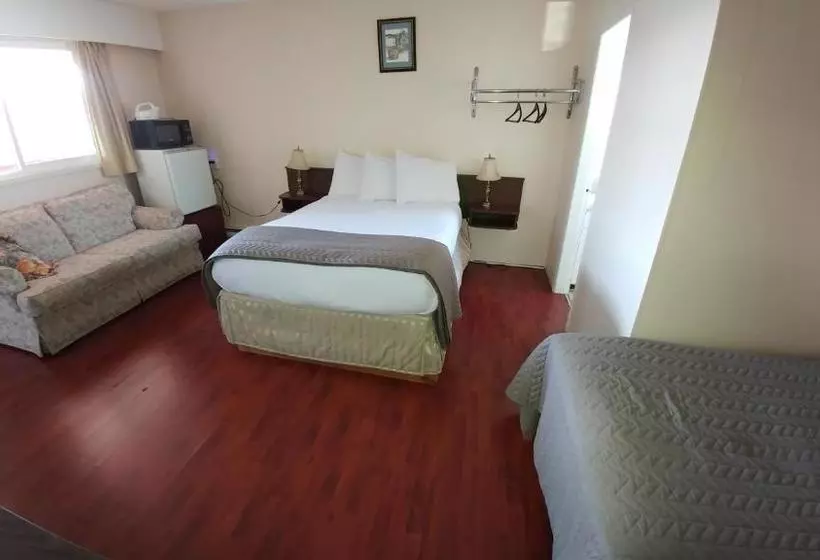 Cozy Court Motel