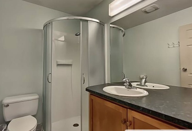 호텔 Hôtel Le Portneuvois