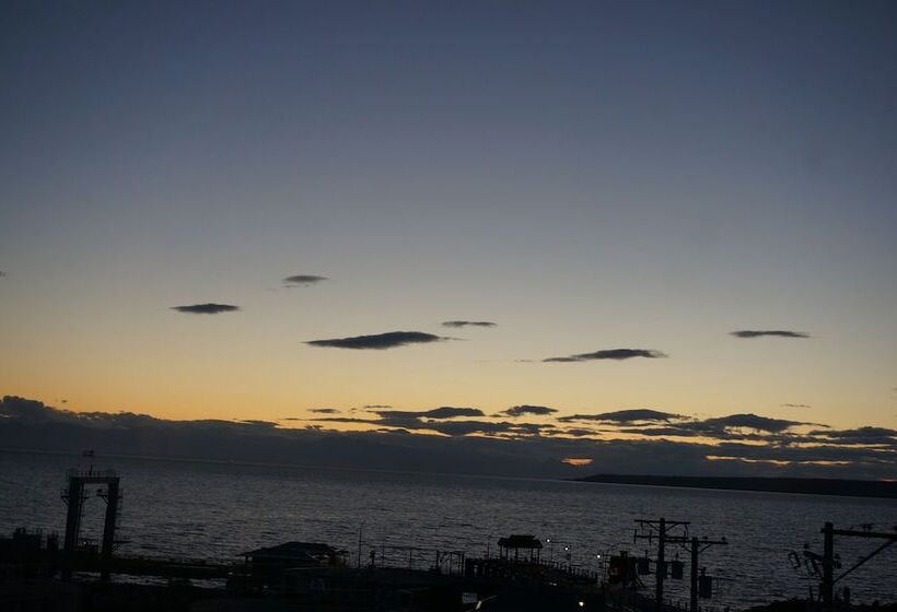 Отель Marine Inn