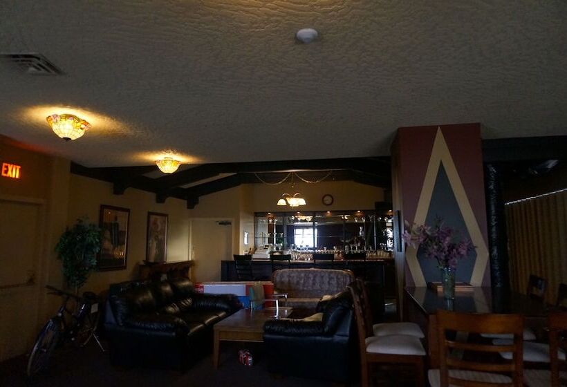 Отель Marine Inn