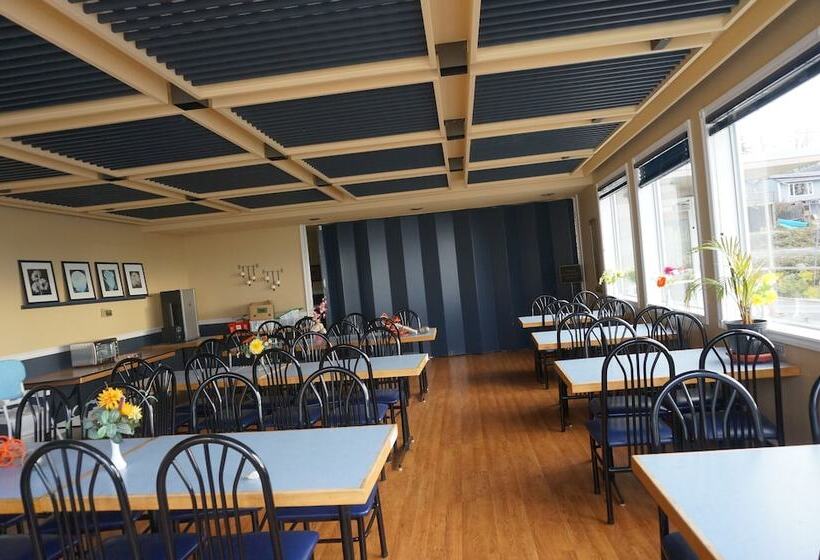 Отель Marine Inn