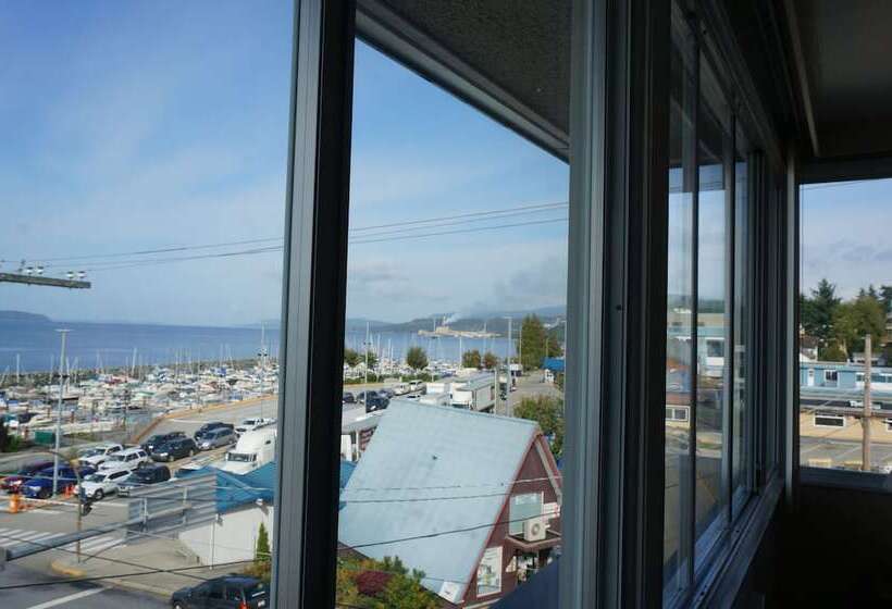 Отель Marine Inn