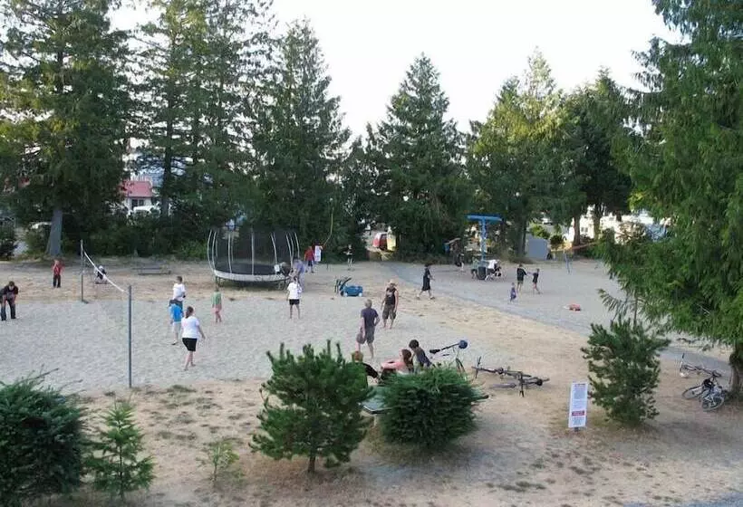 Qualicum Bay Resort