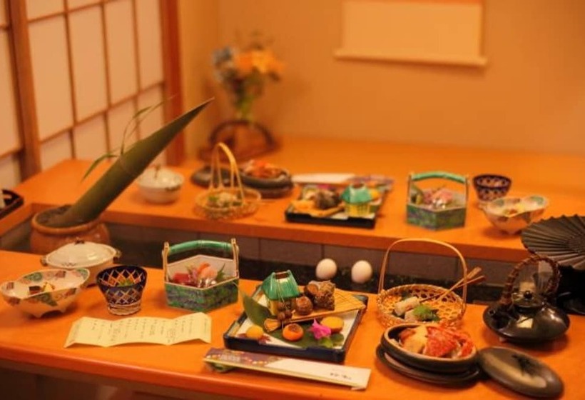 ریوکان Fufurotenburonoyado Ginsyou