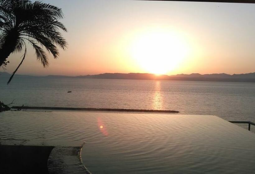 ریوکان Fufurotenburonoyado Ginsyou